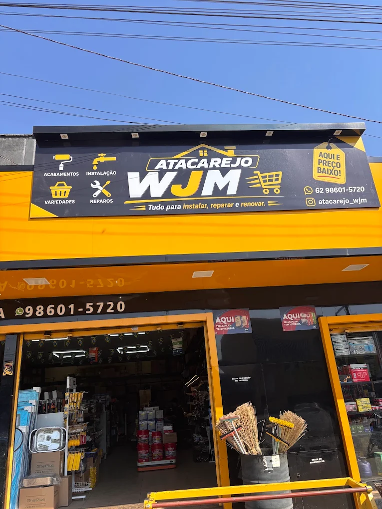 Nova fachada do ATACAREJO WJM em Goianira